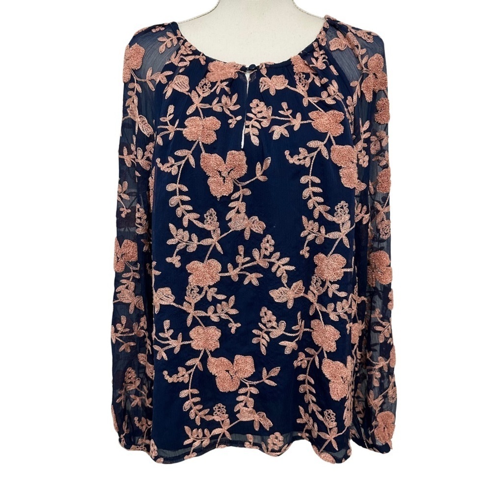 Anthropologie Sunday in Brooklyn Floral
Embroidered Blouse Blue Blush SZ L NWOT